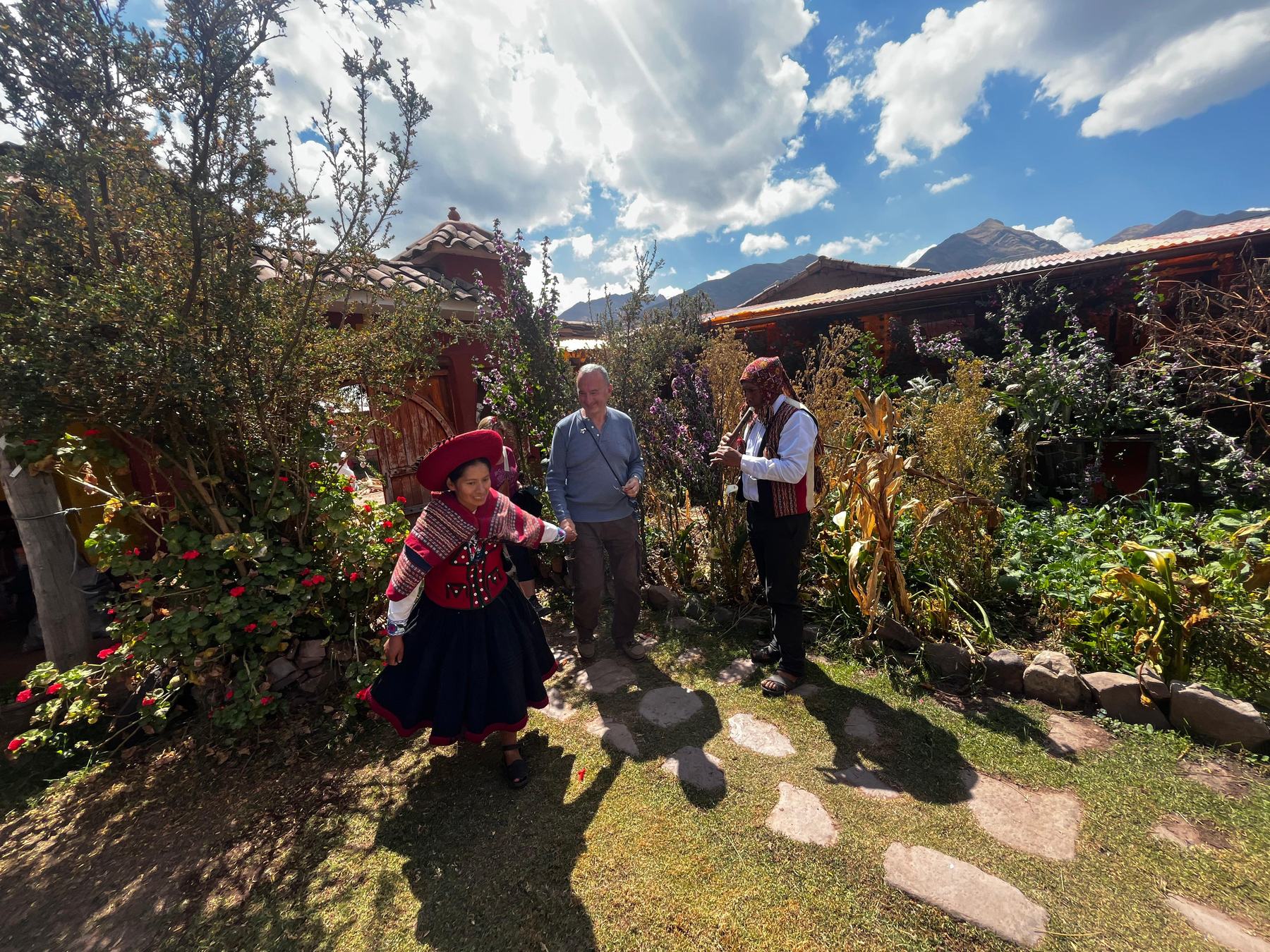 Accueil traditionnel en musique à Chinchero